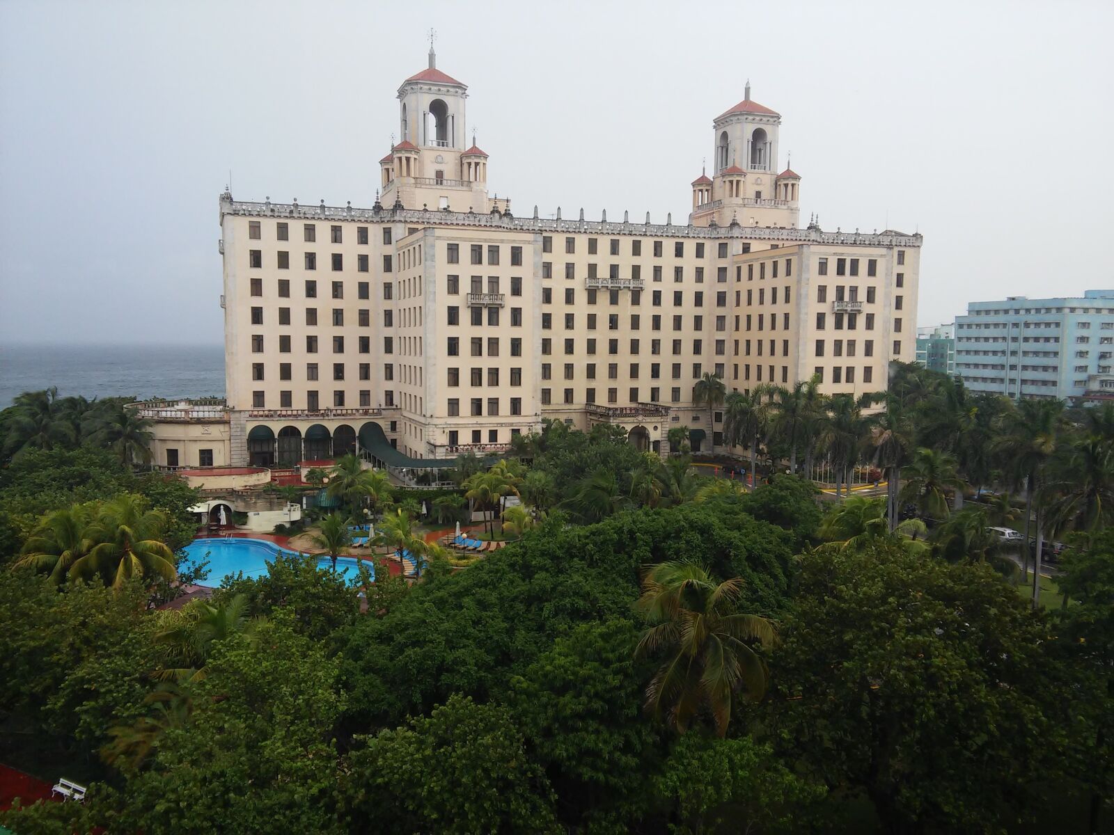 LG G Vista sample photo. Hotel national, havana, cuba photography
