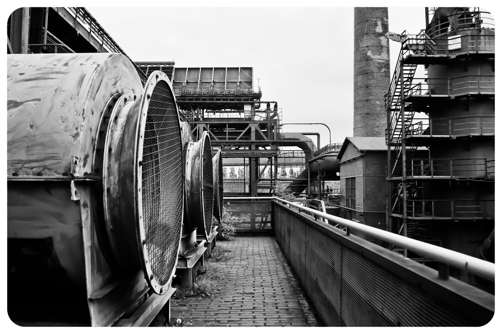 Olympus OM-D E-M10 sample photo. Architecture, steel mill, factory photography