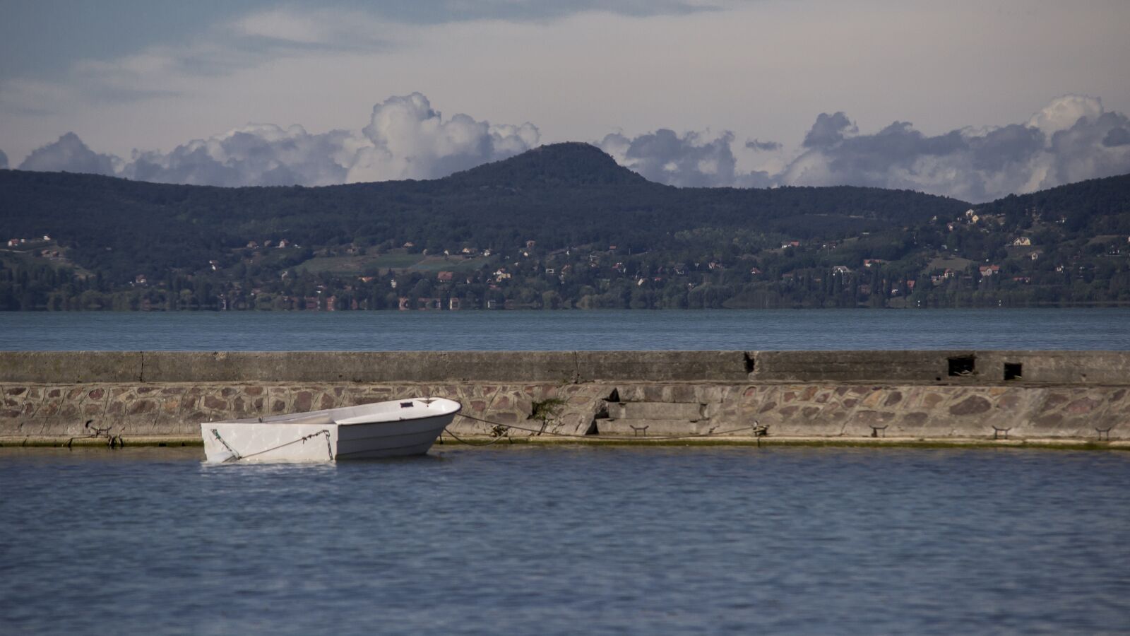 Nikon D3100 sample photo. Boat, lake, water photography