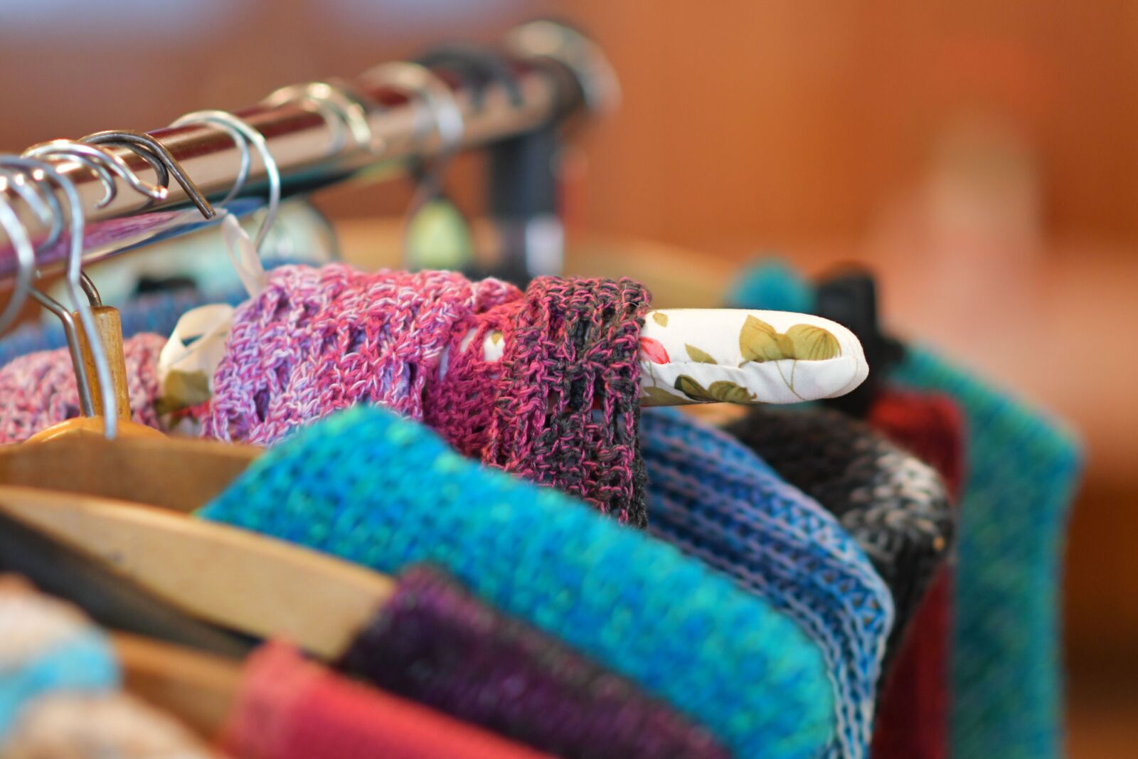 Nikon D500 sample photo. Clothes, shopping, colours photography