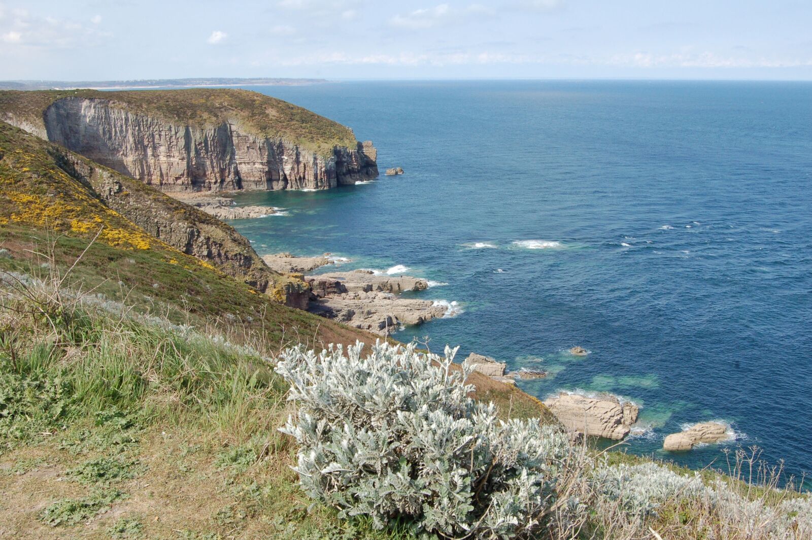 Nikon D50 sample photo. France, brittany, rocky coast photography