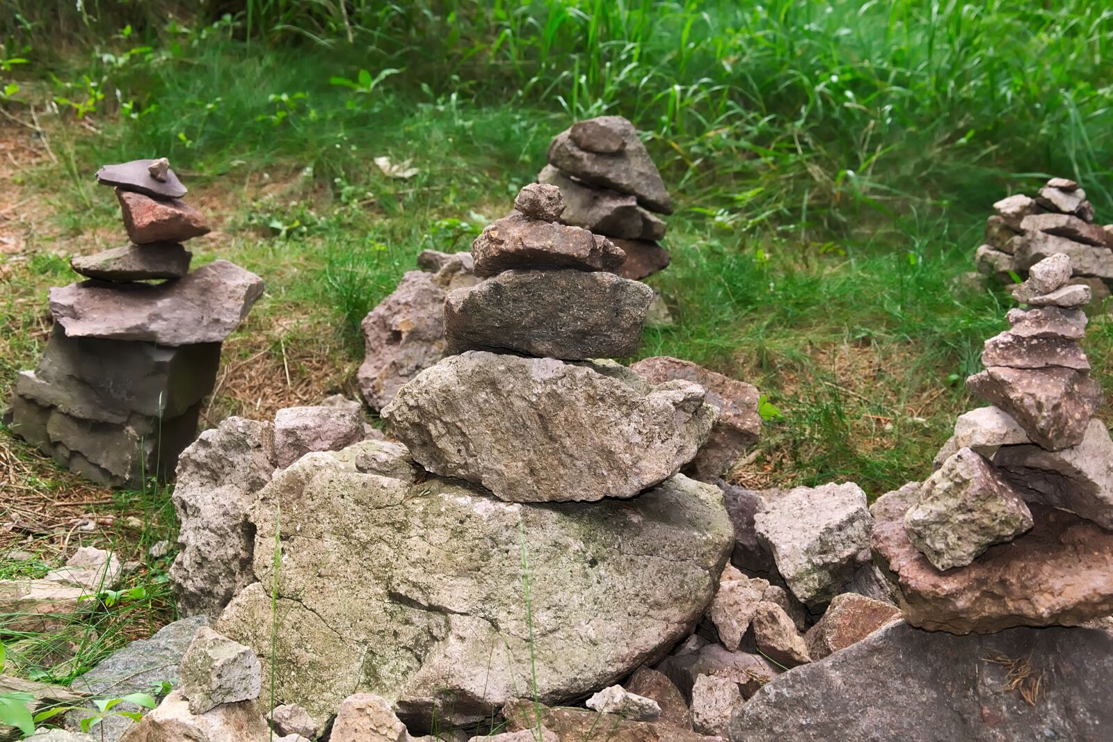 Nikon D3300 sample photo. Cairn, stacked, balance photography