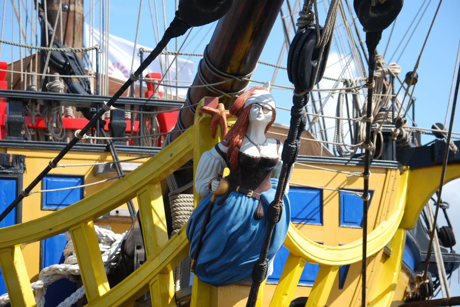 Nikon D60 sample photo. Sea, old rigs, boat photography