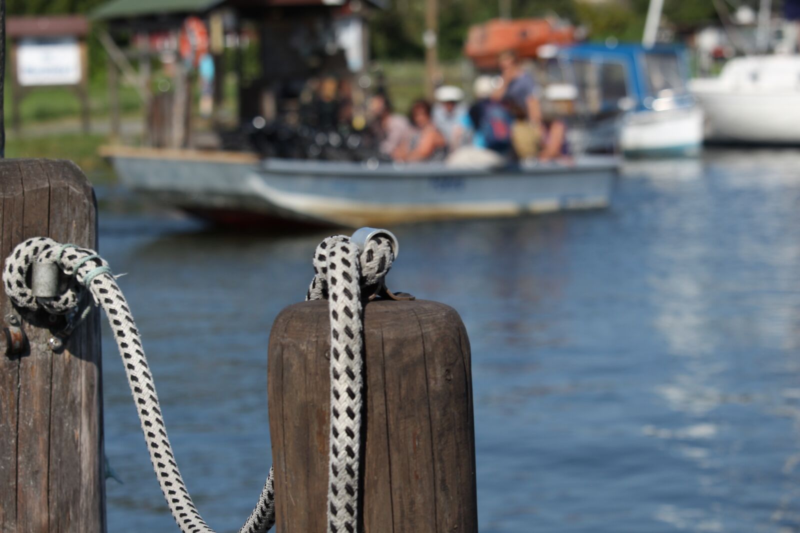 Canon EF-S 55-250mm F4-5.6 IS STM sample photo. Ferry, baabe, waters photography