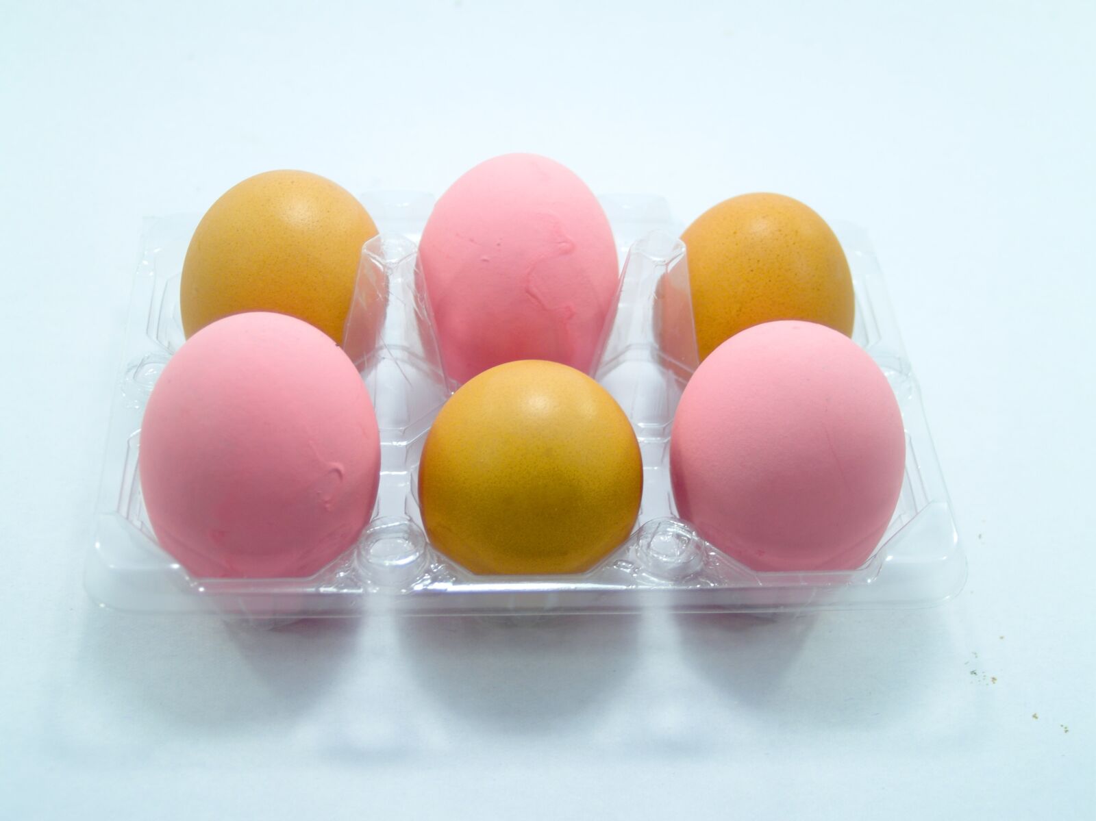Olympus E-300 (EVOLT E-300) sample photo. Egg, pink, market photography