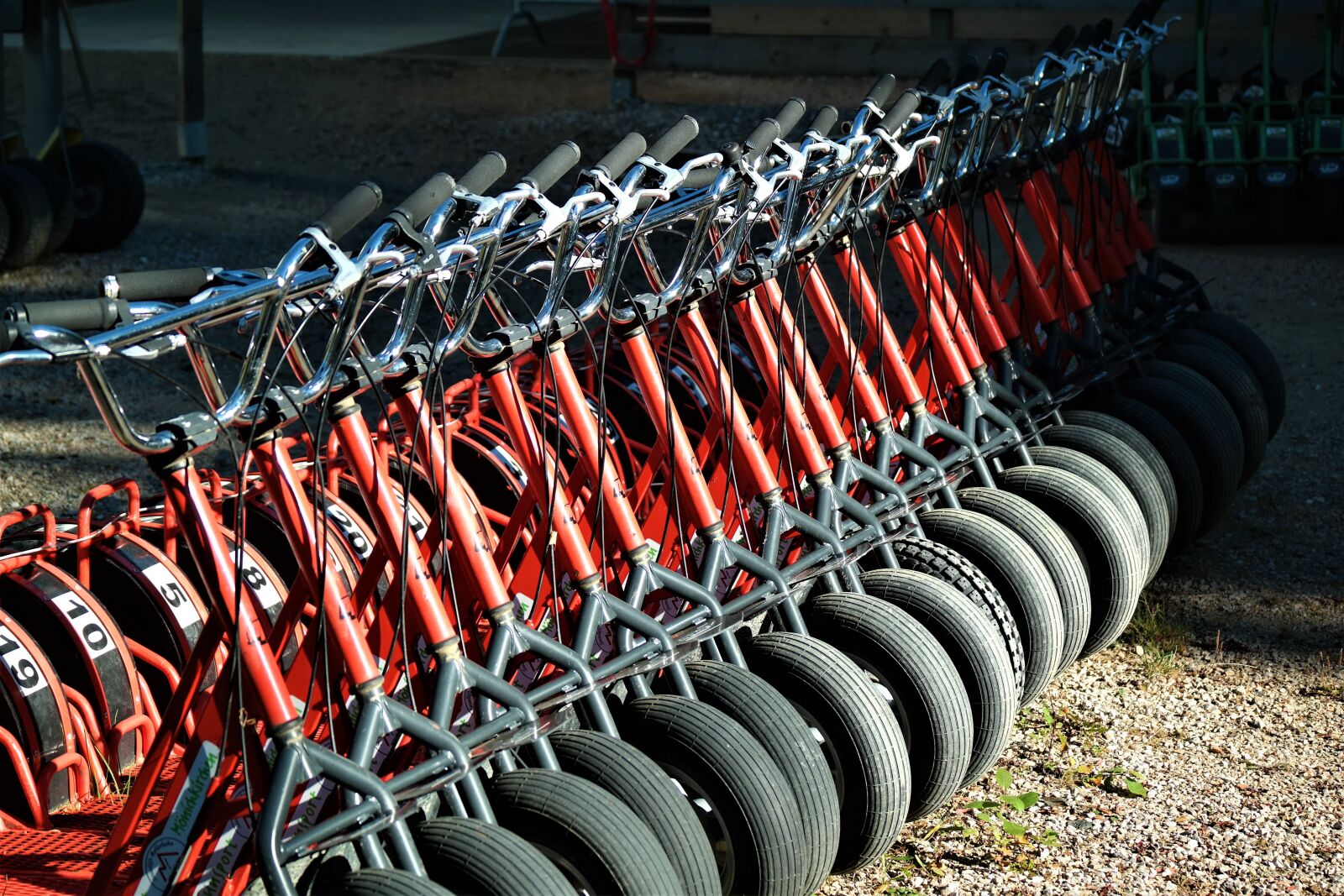 Samsung NX30 + NX 50-200mm F4-5.6 sample photo. Roller, mature, wheels photography