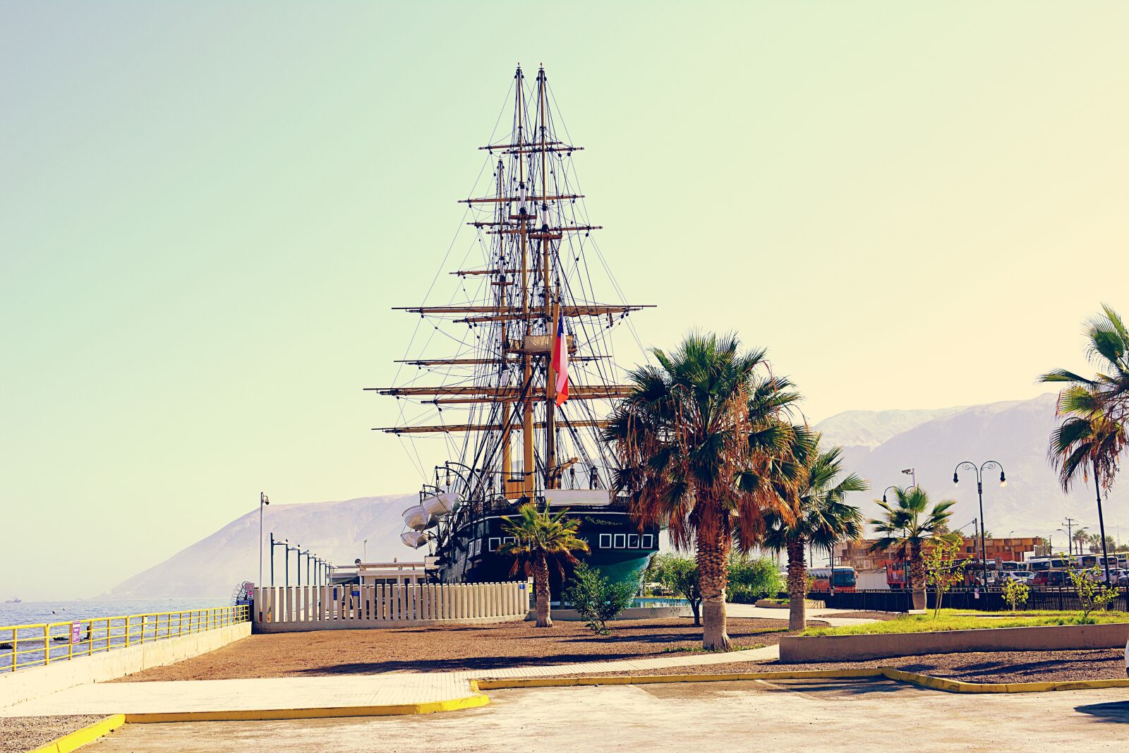 Nikon D5200 sample photo. Boat, wood, sea photography