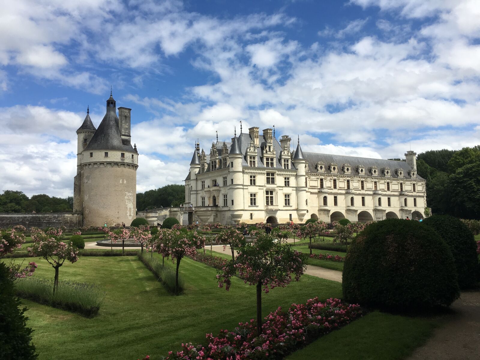 Apple iPhone 6s sample photo. Castle, architecture, building photography