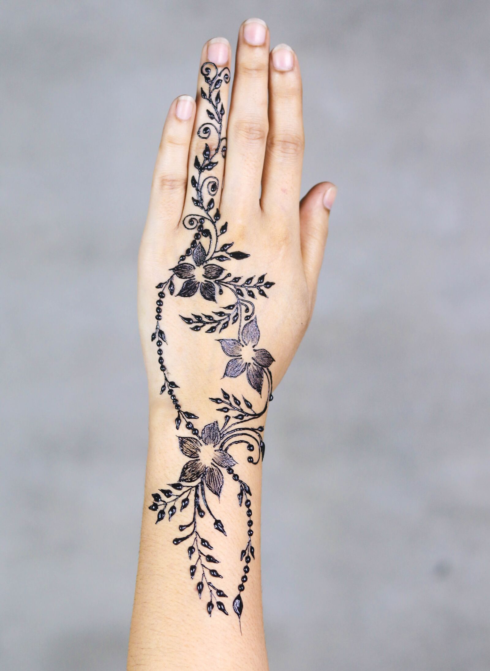 Canon EOS 80D sample photo. Mehndi design, mehndi, henna photography