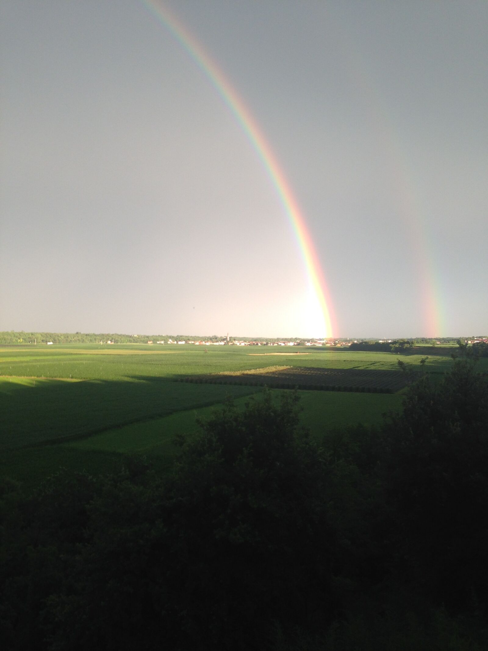 iPhone 5 back camera 4.12mm f/2.4 sample photo. Rainbow, campaign, gray photography