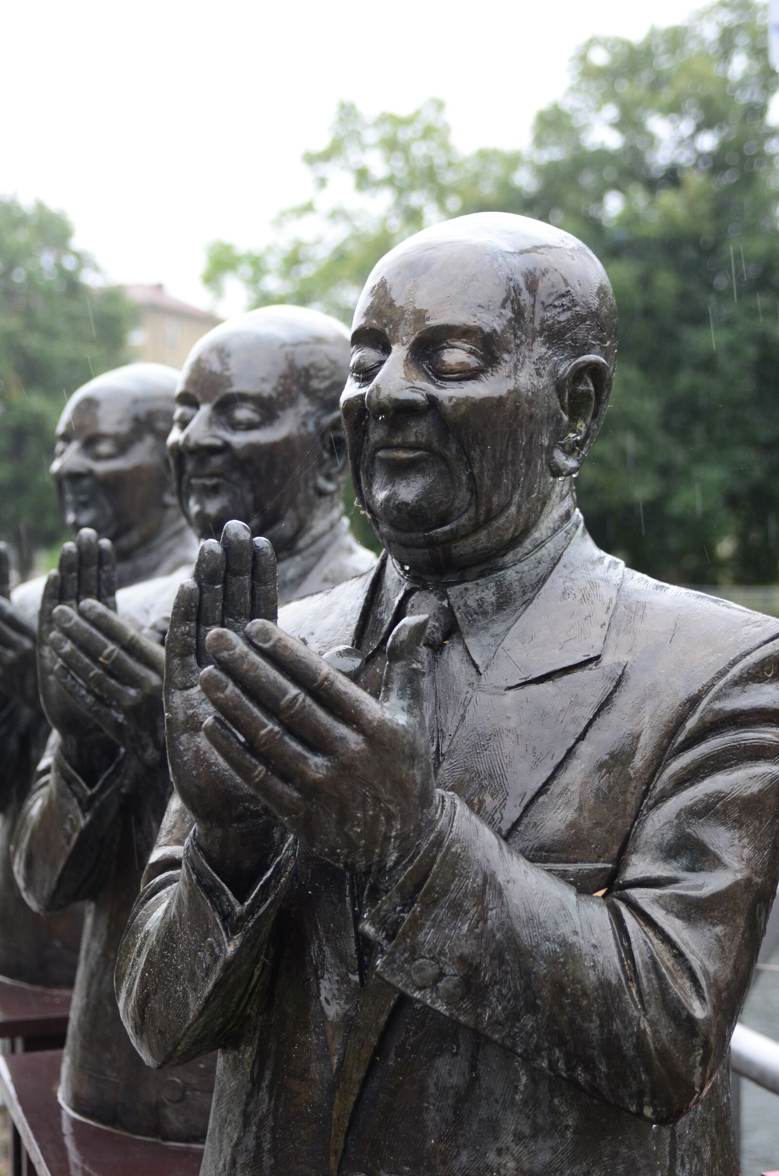 Nikon D7000 sample photo. Claque, applause, sculpture photography