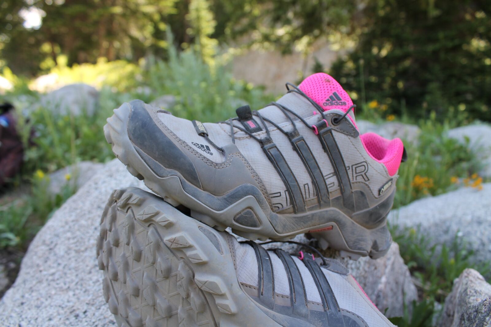Canon EOS 1100D (EOS Rebel T3 / EOS Kiss X50) sample photo. Hiking shoes, shoes, vegan photography
