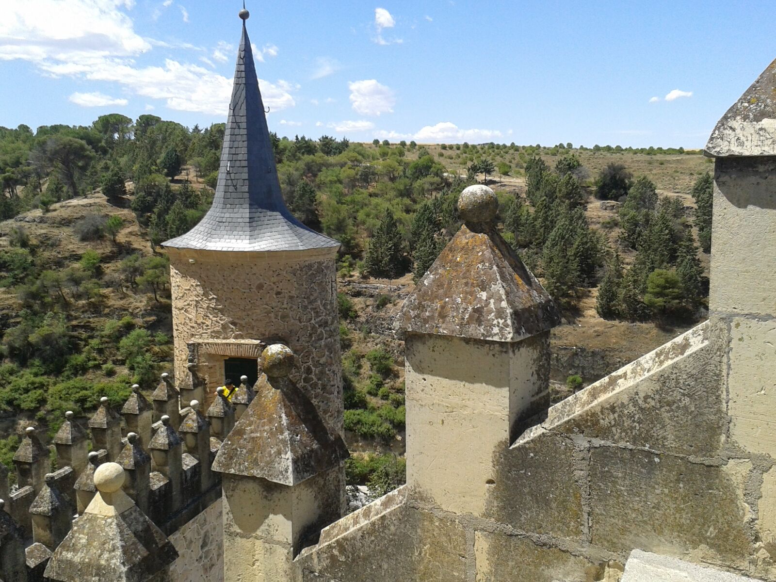 Samsung Galaxy S3 Mini sample photo. Segovia, castle, landscape photography