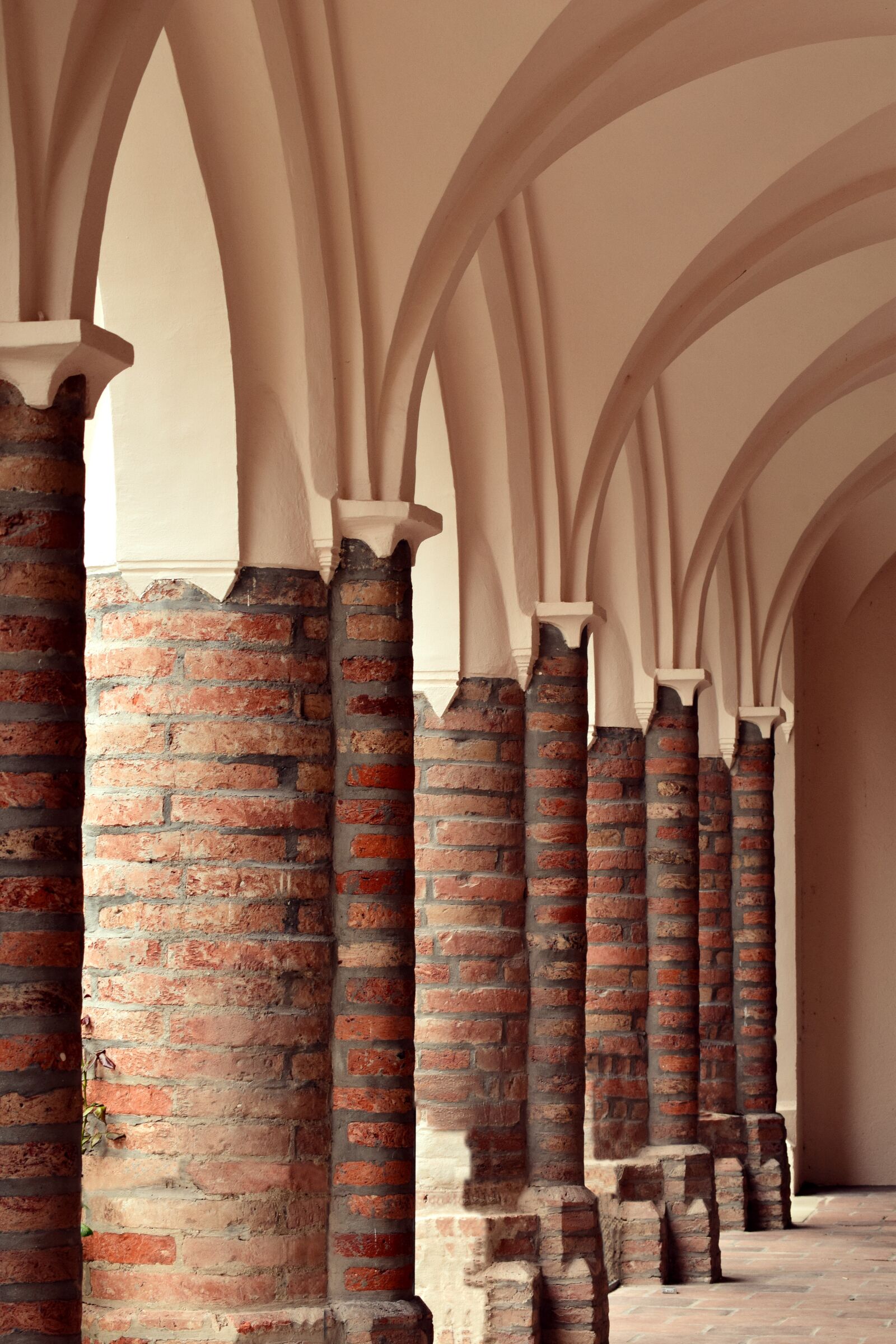 Nikon D3300 sample photo. Columnar, historically, bricked photography