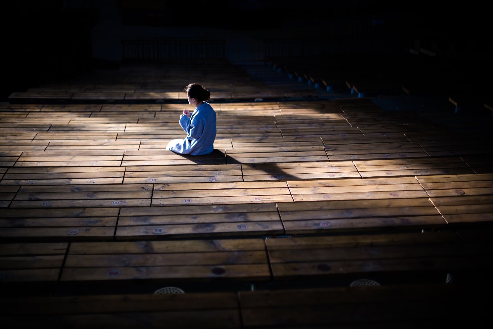 Canon EF 50mm F1.4 USM sample photo. People, girl, alone photography