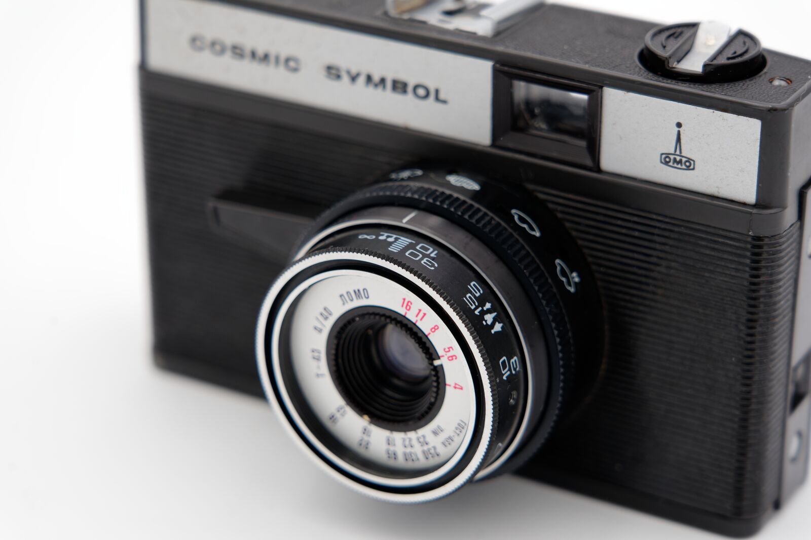 Sony FE 24-105mm F4 G OSS sample photo. Camera, vintage, retro photography
