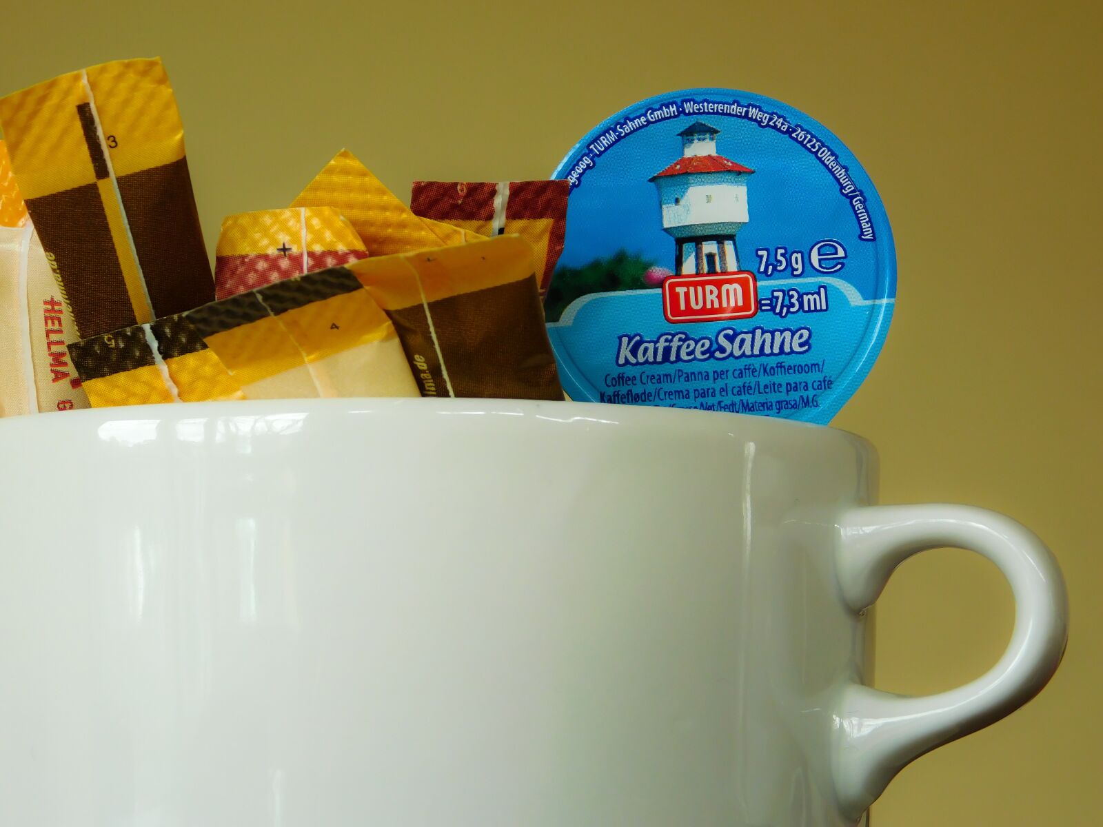 Nikon Coolpix L840 sample photo. Coffee, cup, milk photography