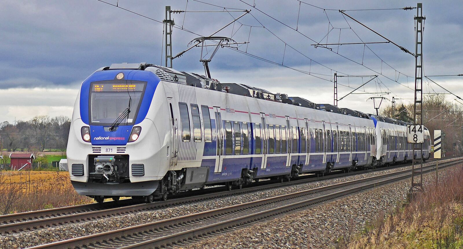 Panasonic Lumix DMC-GH3 sample photo. Regional train, private providers photography