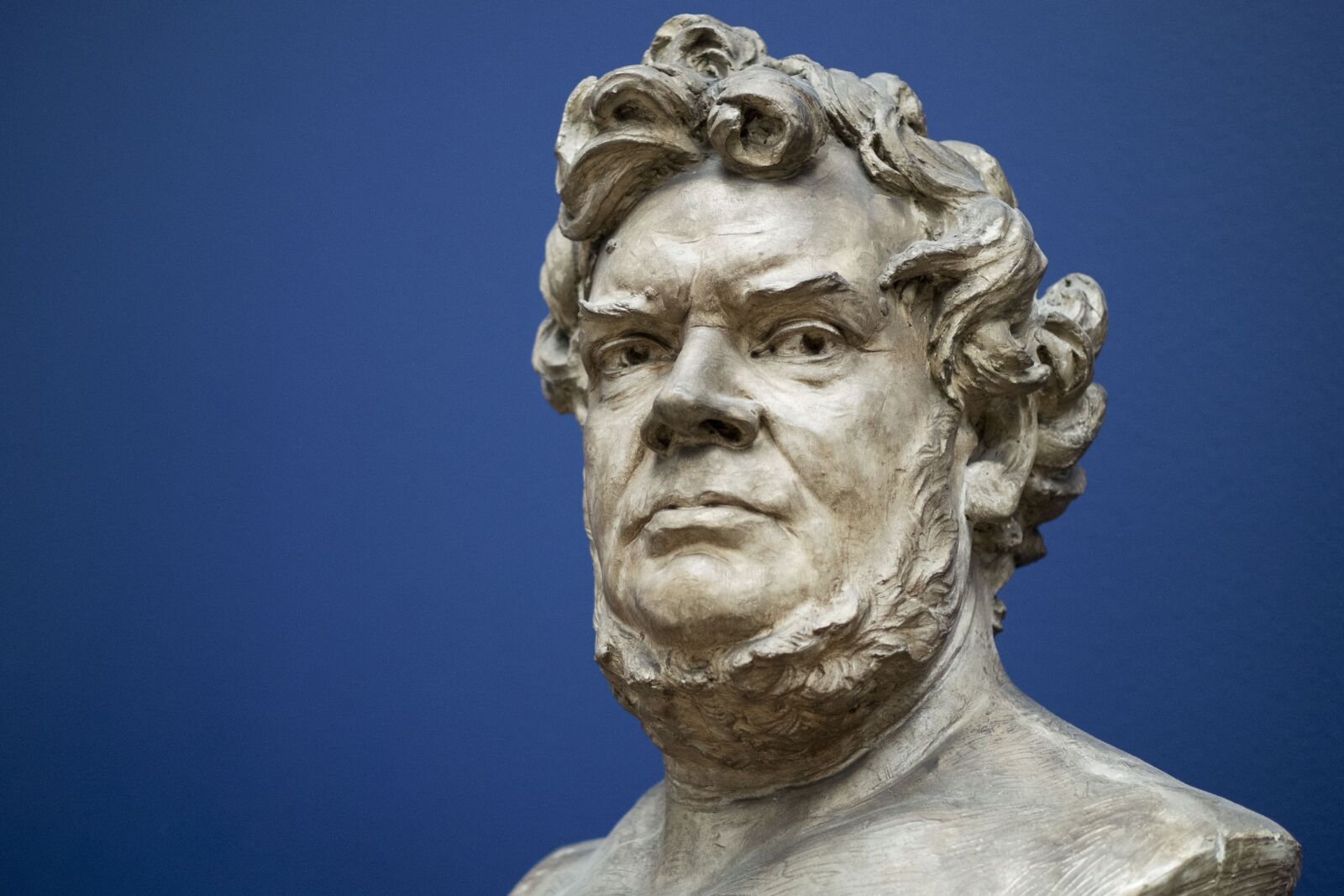 Olympus OM-D E-M5 II sample photo. Sculpture, art, statue photography