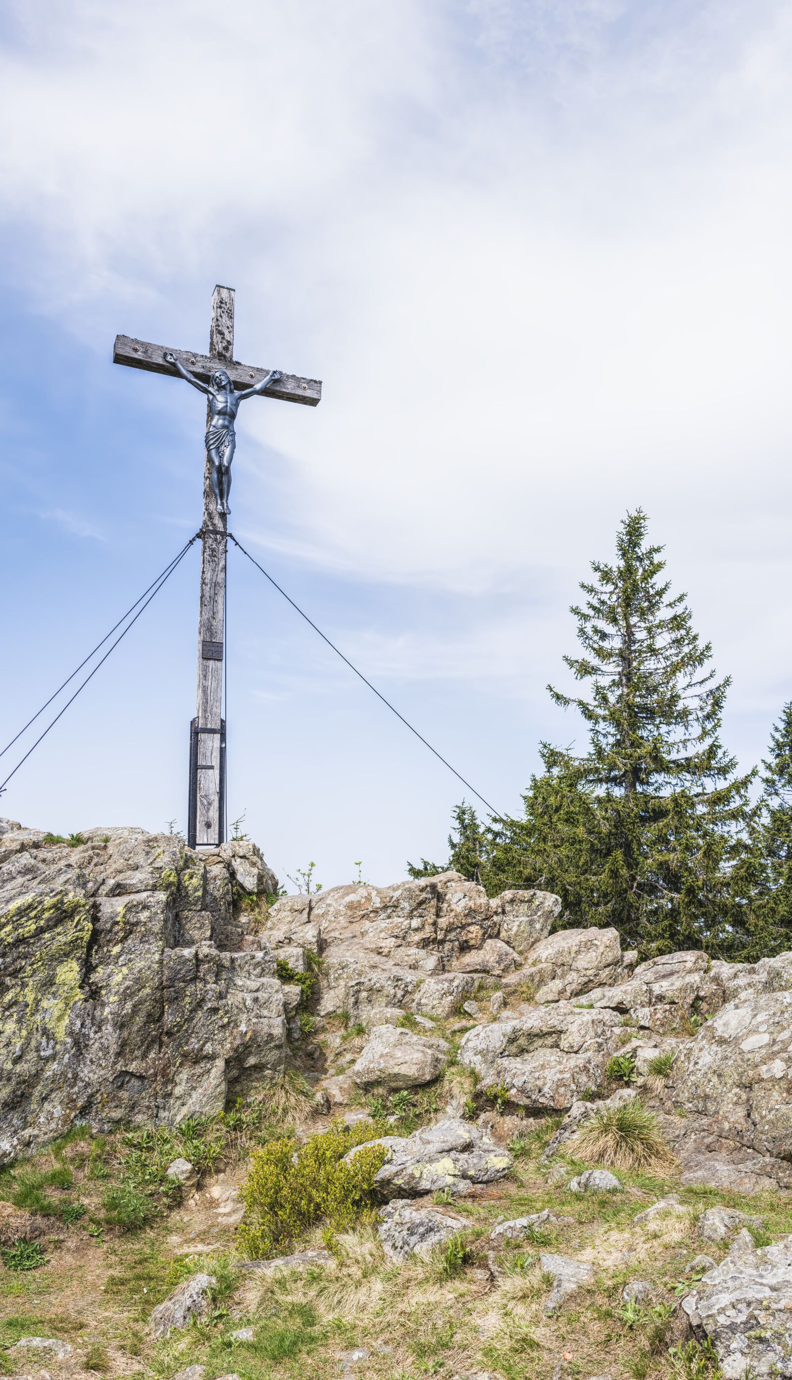 Sony a6300 + Sigma 30mm F2.8 EX DN sample photo. Cross, summit cross, bavaria photography