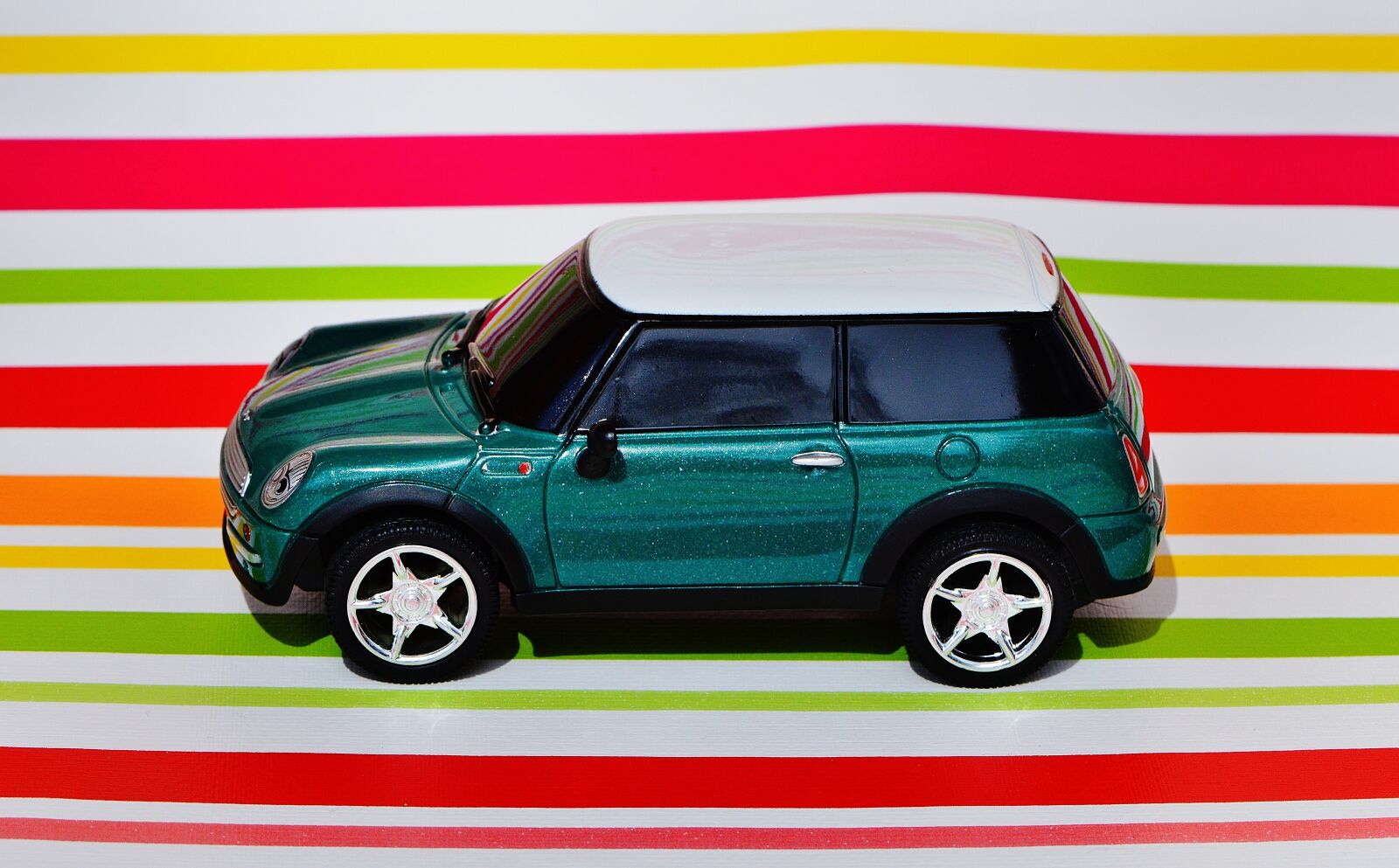 Nikon D3200 sample photo. Mini cooper, auto, model photography
