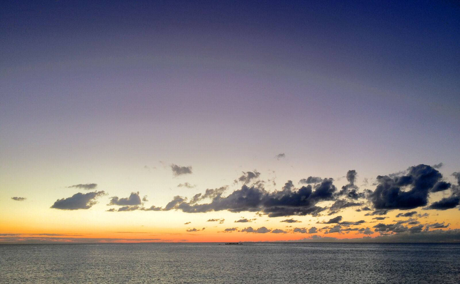 Apple iPhone6,2 + iPhone 5s back camera 4.15mm f/2.2 sample photo. Sunset, ocean, sea photography