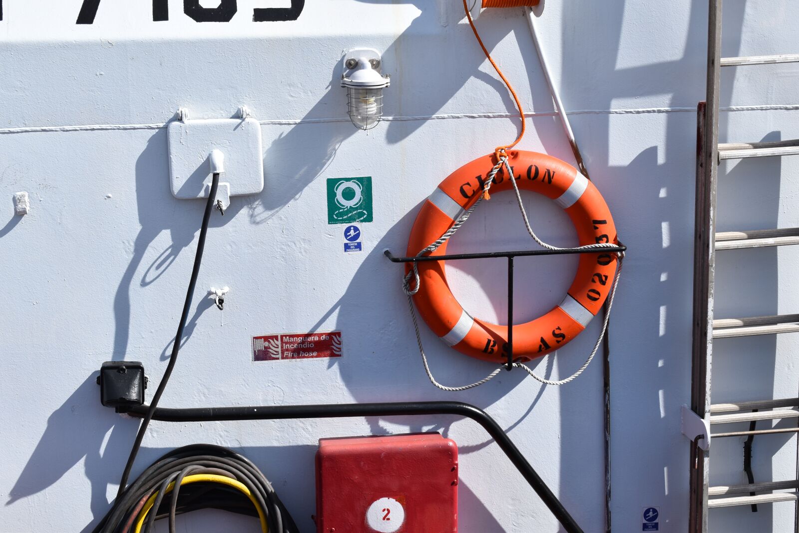 Nikon D5500 sample photo. Life guard, fishing, security photography