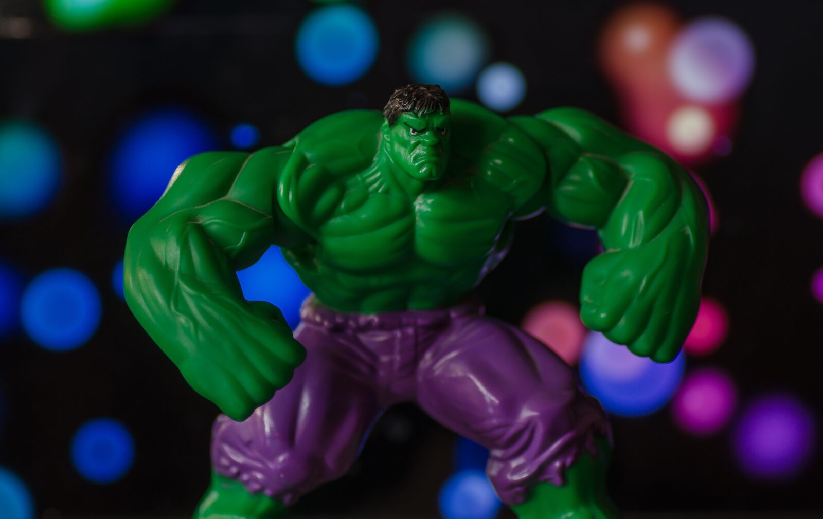 Nikon D7000 sample photo. Hulk, bokeh, toy photography