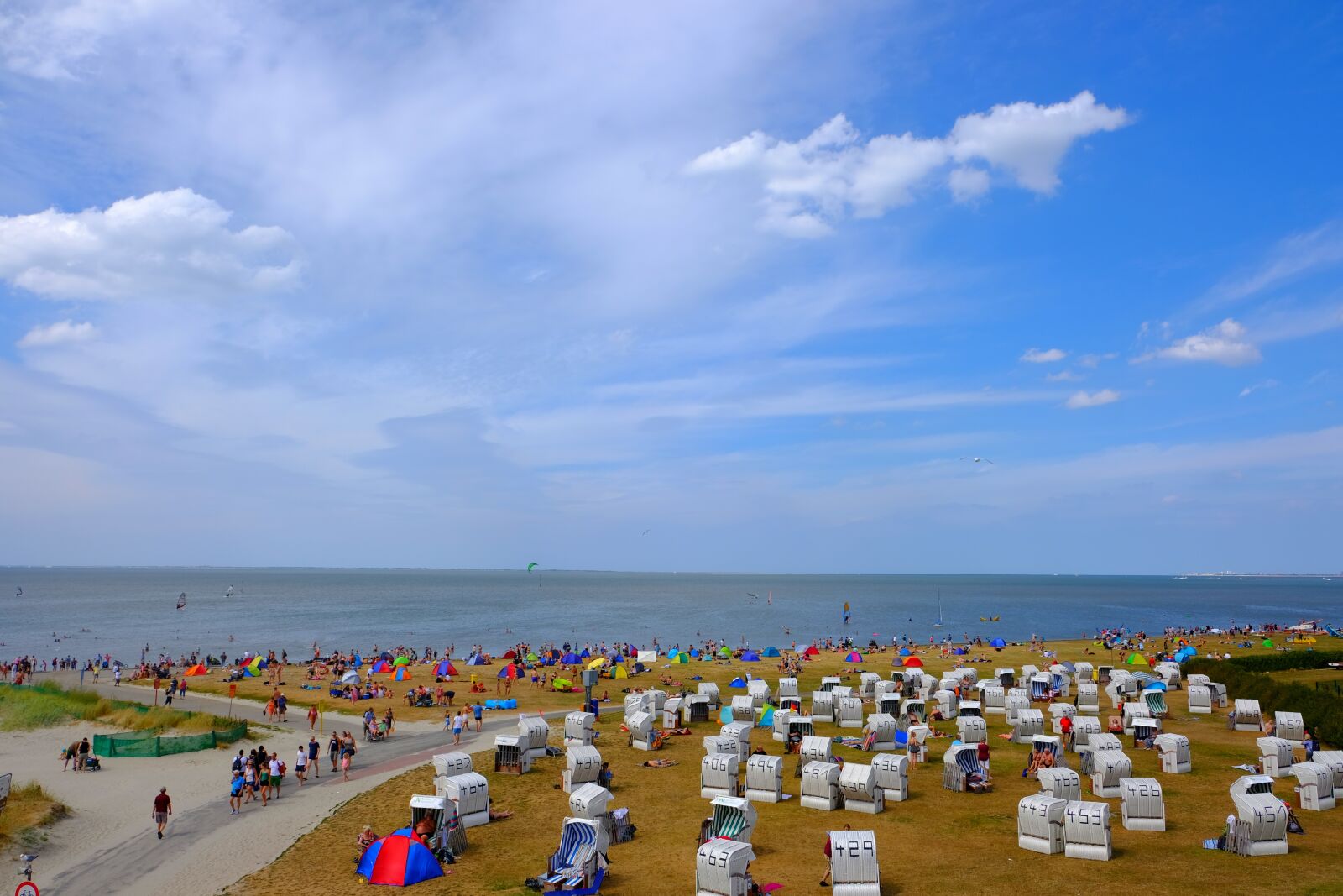Fujifilm X-T20 sample photo. Beach, north sea, sea photography