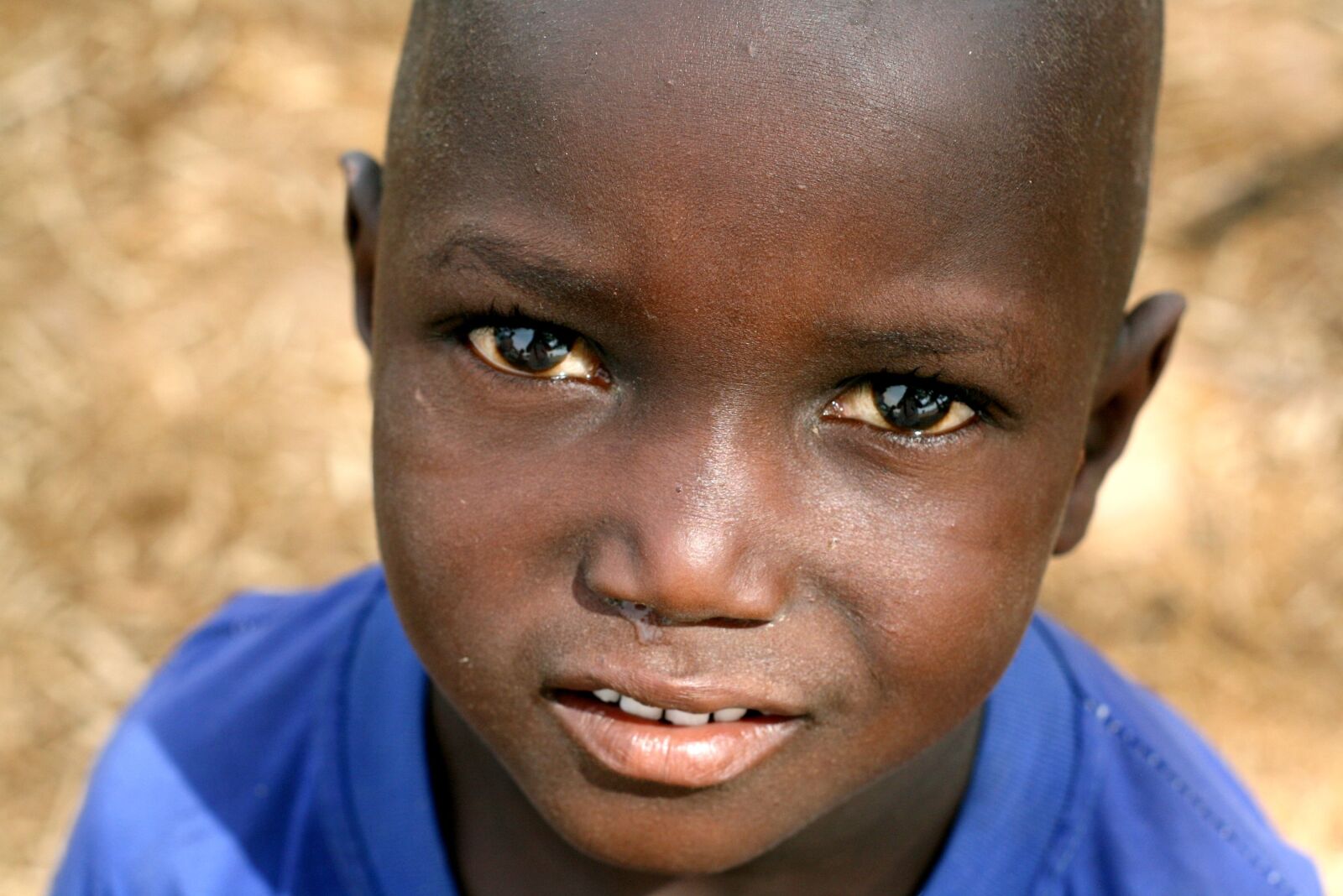 Canon EOS 400D (EOS Digital Rebel XTi / EOS Kiss Digital X) sample photo. Senegal, portrait, child photography