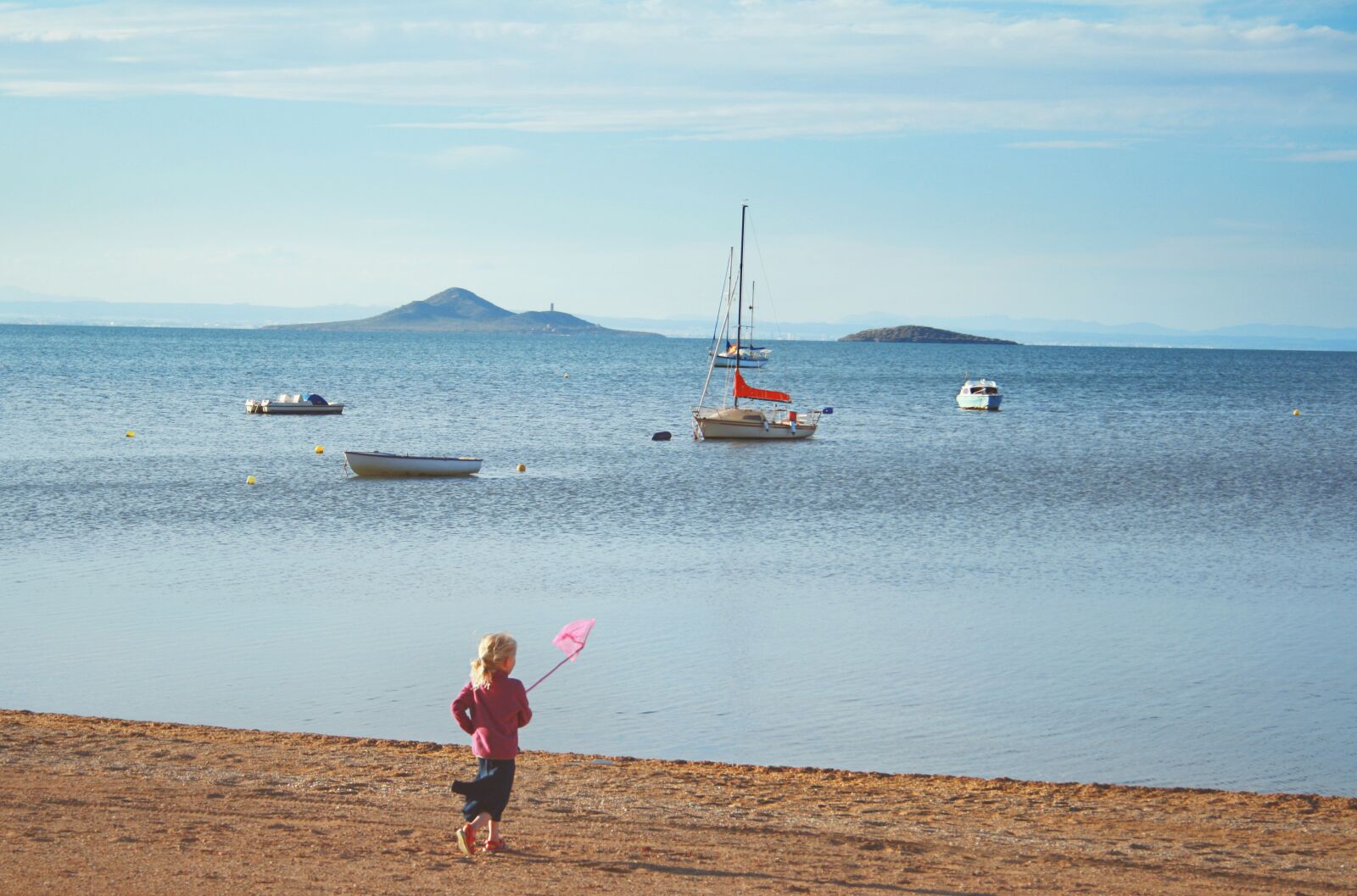 Canon EOS 1000D (EOS Digital Rebel XS / EOS Kiss F) sample photo. Sea, beach, sand photography