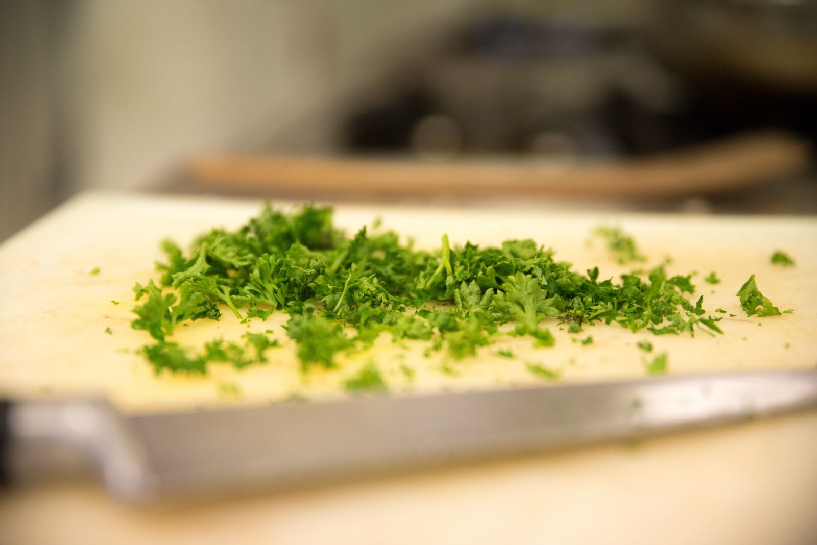 Tamron SP 24-70mm F2.8 Di VC USD sample photo. Parsley, knife, kitchen photography
