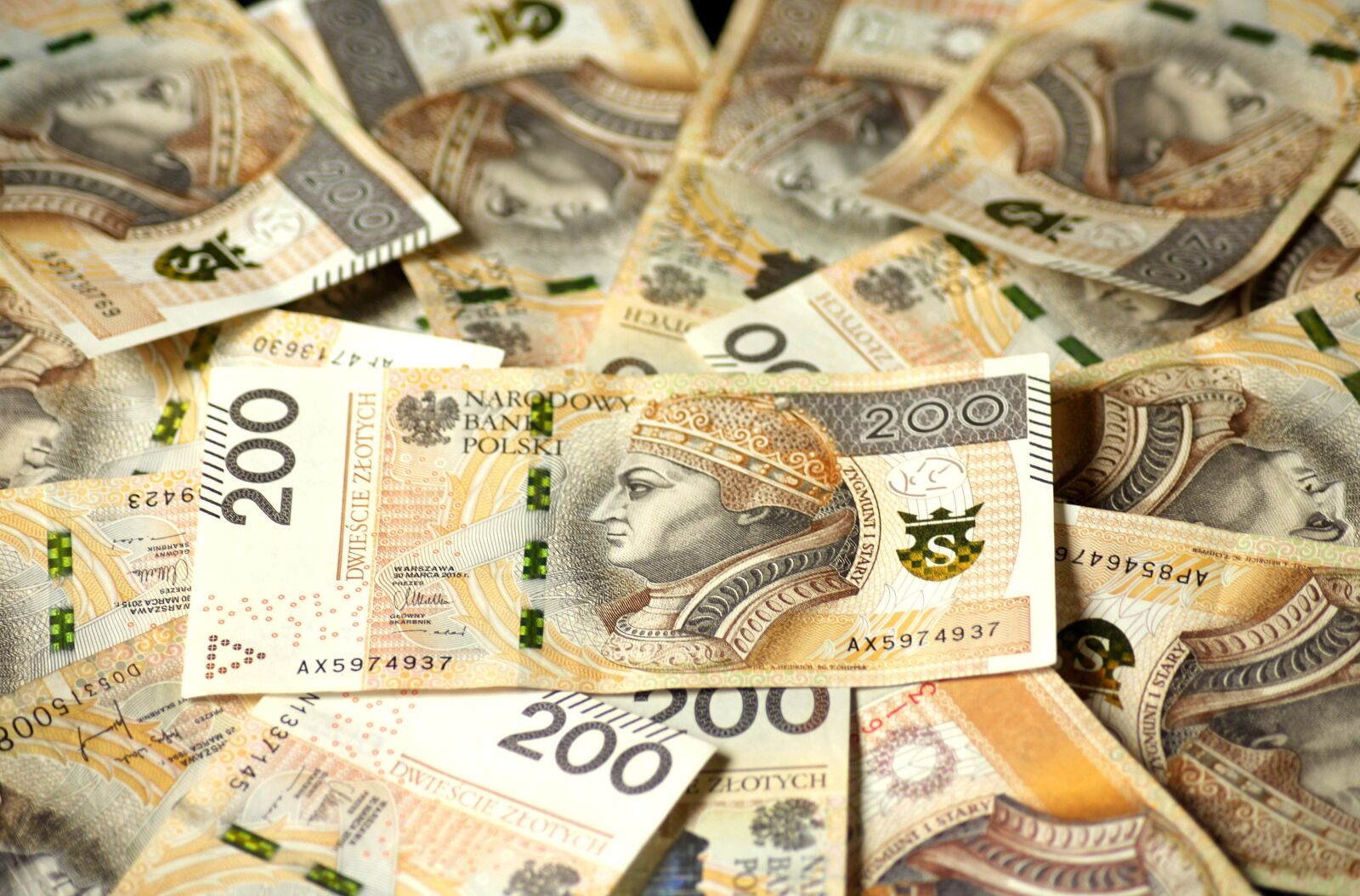Canon EOS 1200D (EOS Rebel T5 / EOS Kiss X70 / EOS Hi) sample photo. Euro banknotes, the currency photography