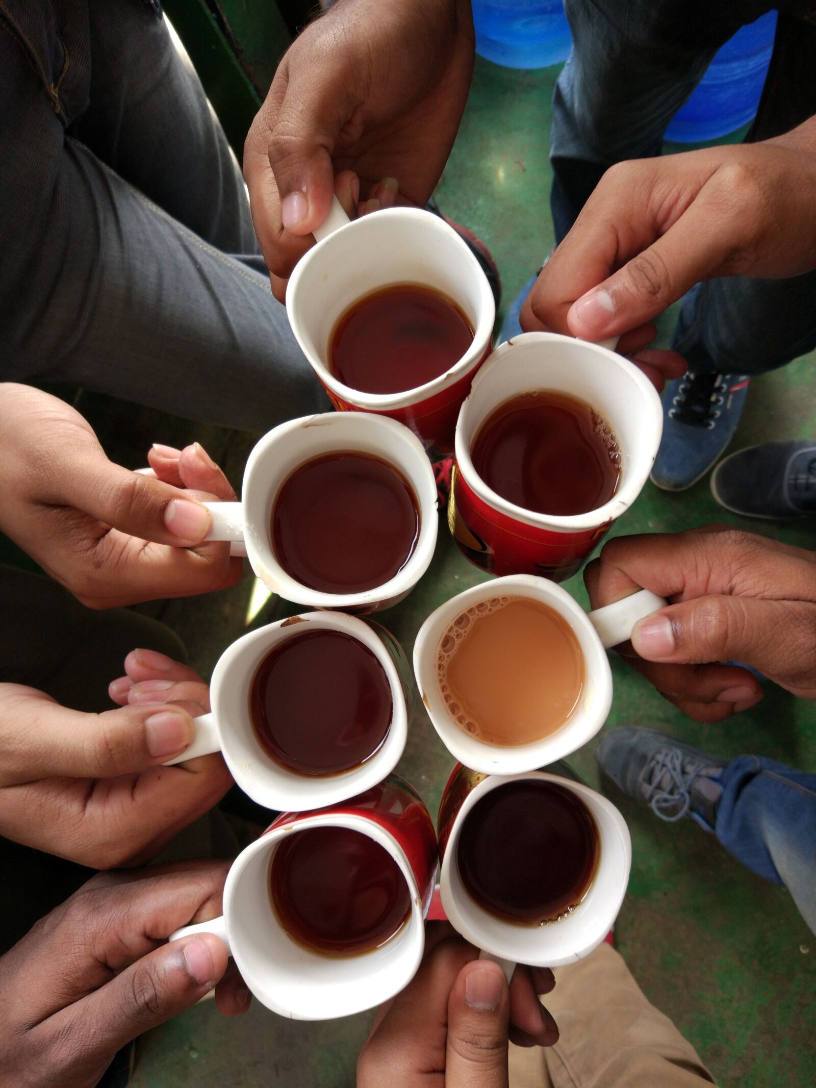 Xiaomi MI 5 sample photo. Friend, mates, tea photography