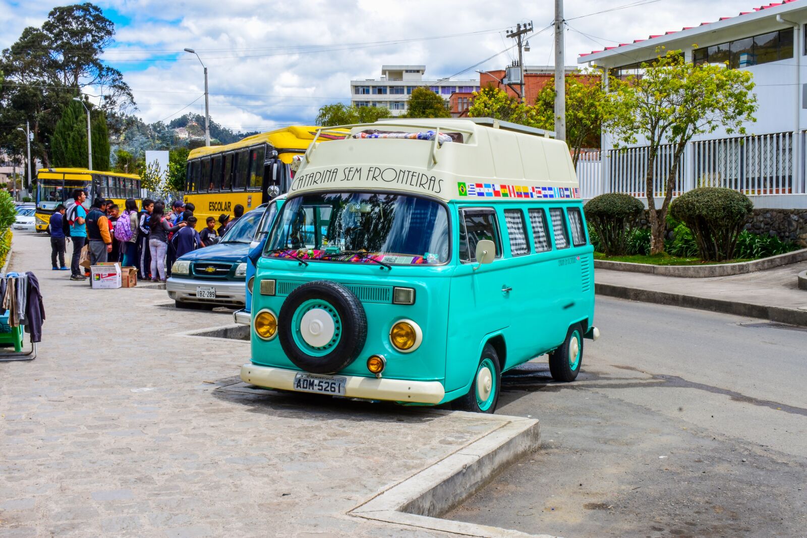 Nikon D3400 sample photo. Car, combi, traveller photography