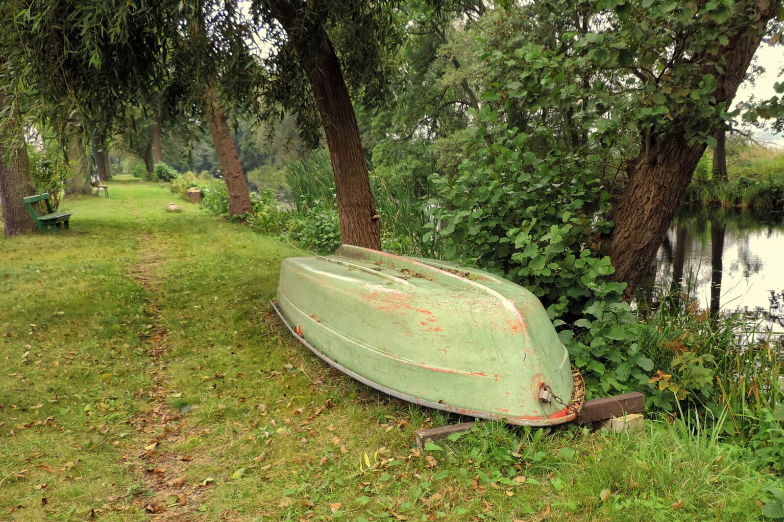 Nikon Coolpix P520 sample photo. Landscape, boat, rowing boat photography
