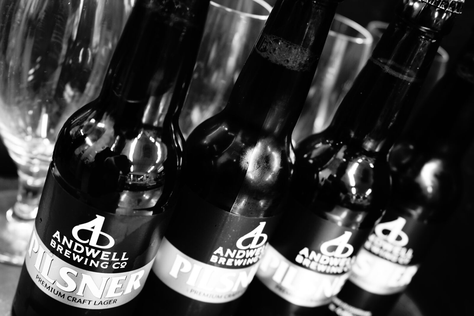 Sony a7 + Sony FE 28-70mm F3.5-5.6 OSS sample photo. Beer, ale, glass photography