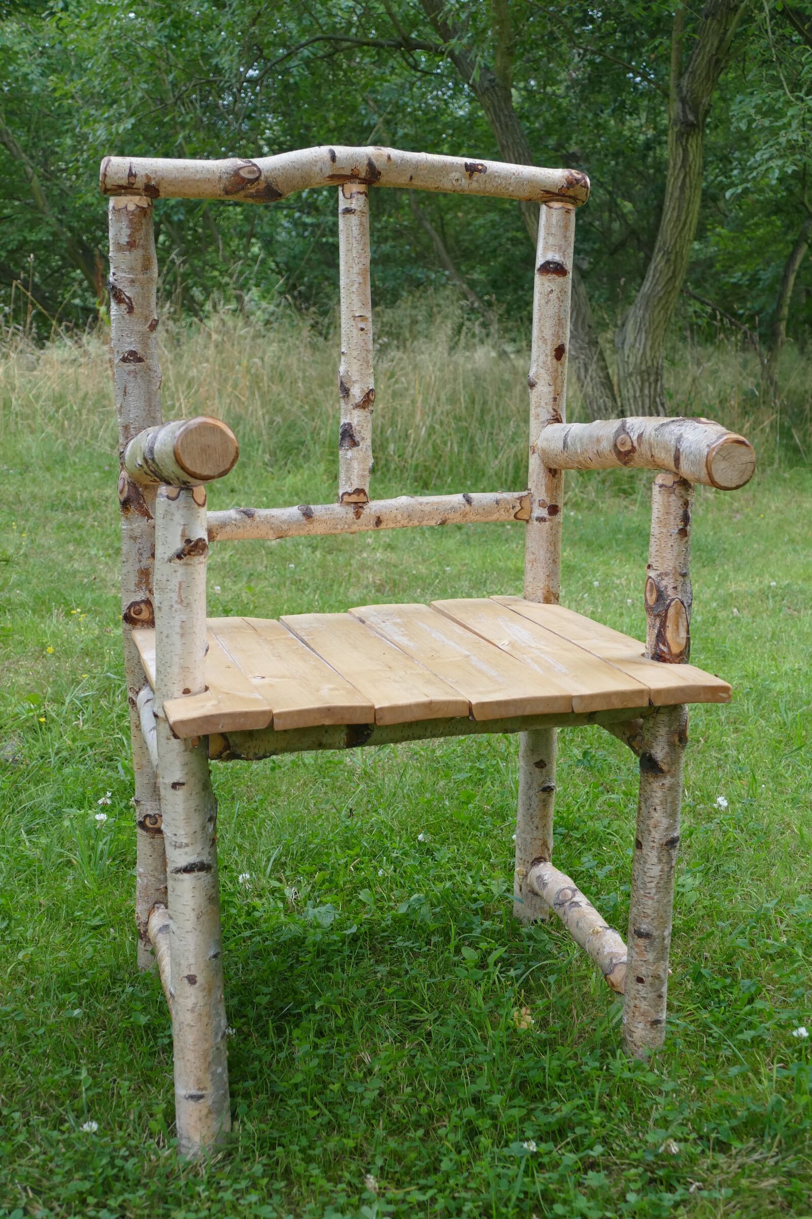 Panasonic Lumix DMC-FZ1000 sample photo. Chair, wood, birch photography