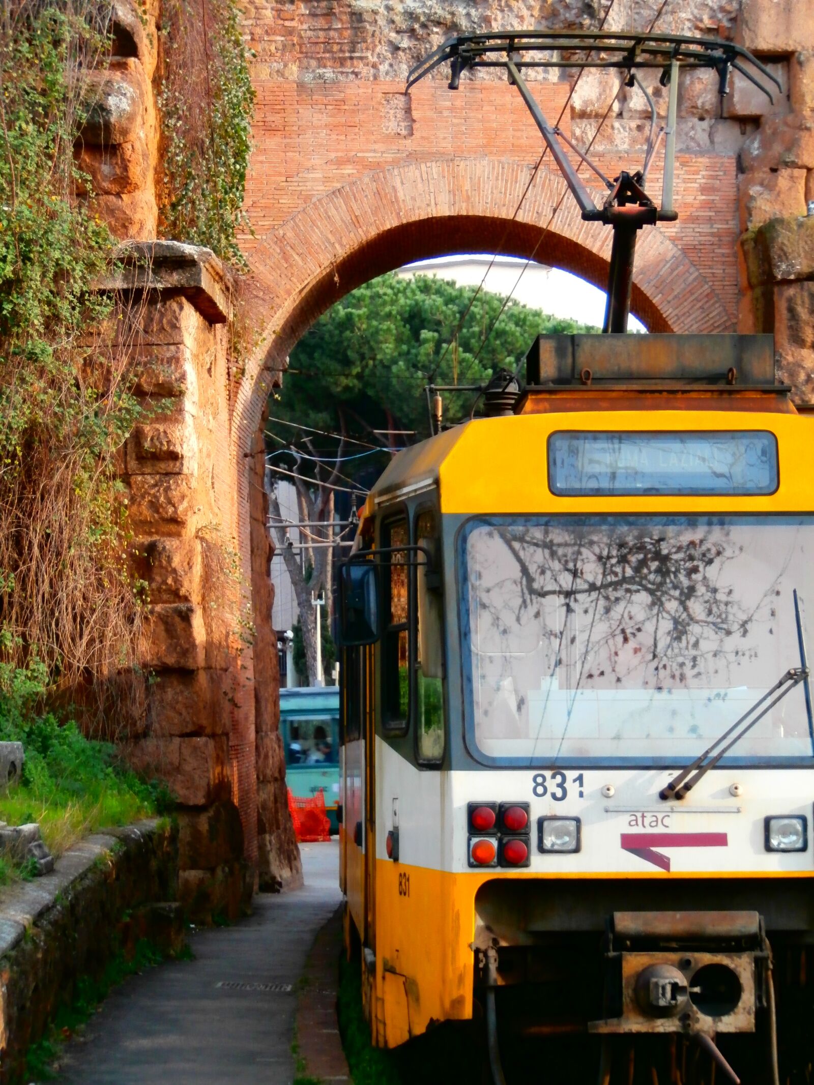 Olympus VR340,D750 sample photo. Train, station, ancient photography