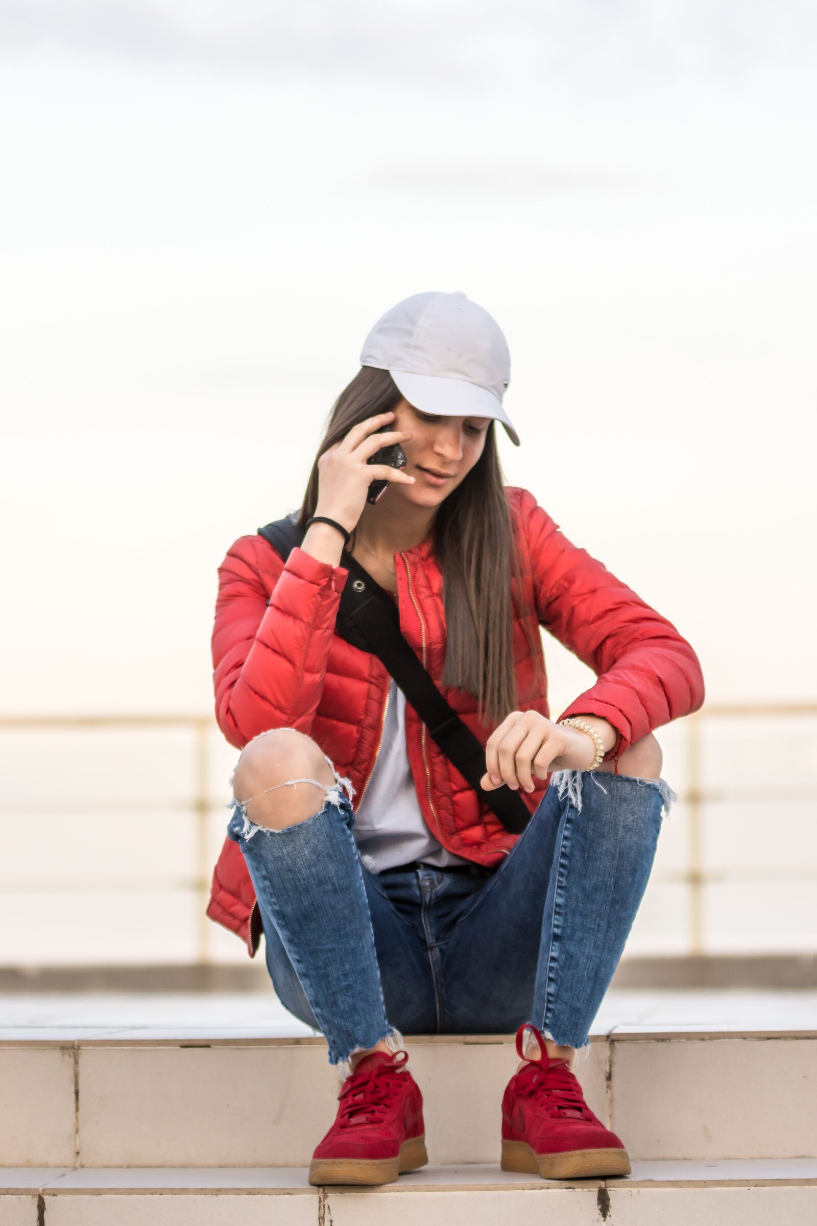Nikon D7200 sample photo. Fashion, young girl, phone photography