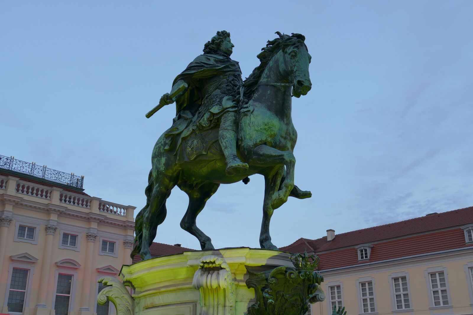 Panasonic Lumix DMC-FZ1000 sample photo. Berlin, charlottenburg palace, castle photography