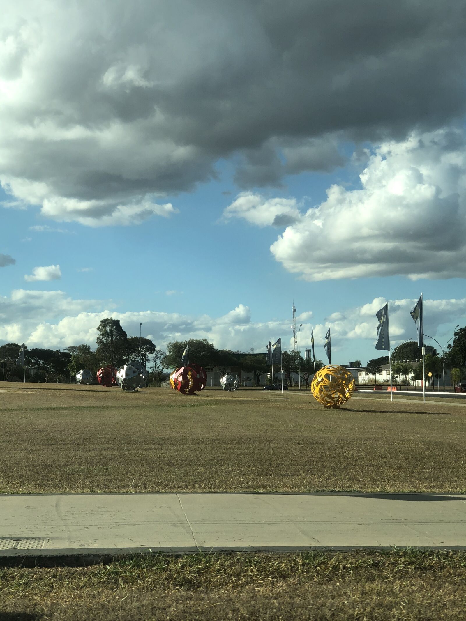 Apple iPhone X + iPhone X back dual camera 6mm f/2.4 sample photo. Landscape, clouds, grass photography