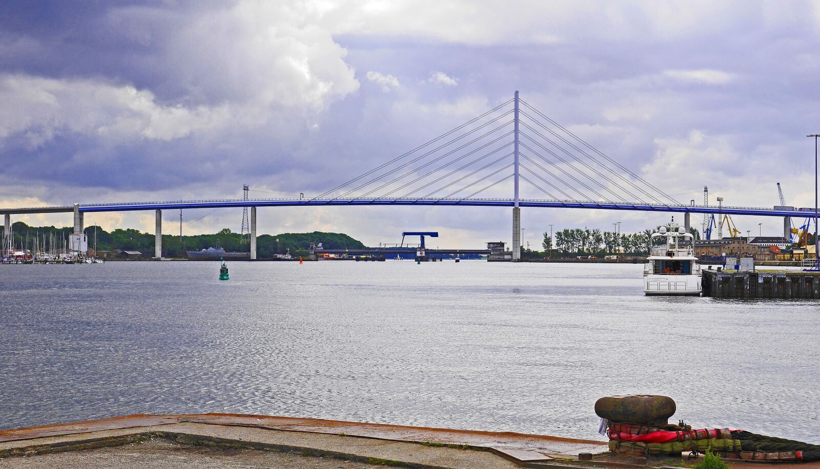 Panasonic Lumix DMC-GH3 sample photo. Stralsund, port, r gen photography