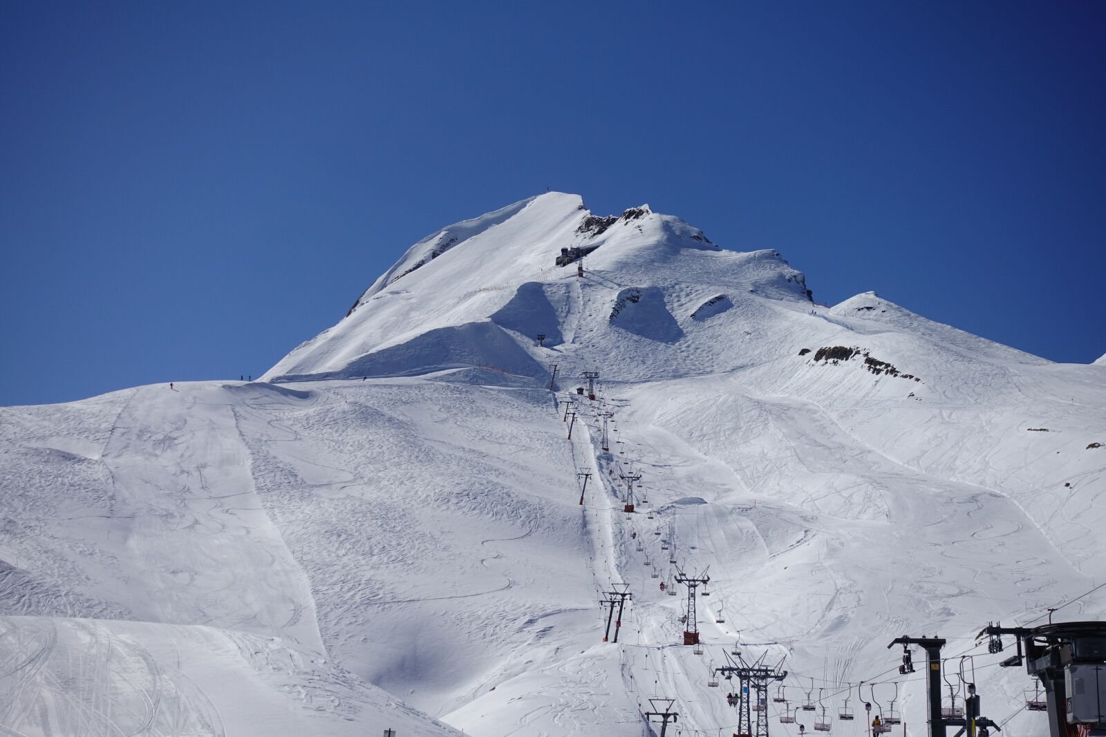 Sony Cyber-shot DSC-RX100 IV sample photo. Brienzer rothorn, ski area photography