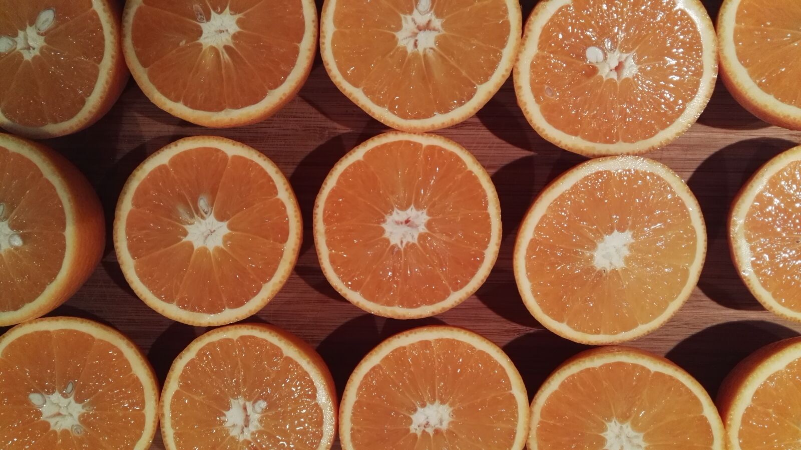 HUAWEI GRA-L09 sample photo. Oranges, half, symmetry photography