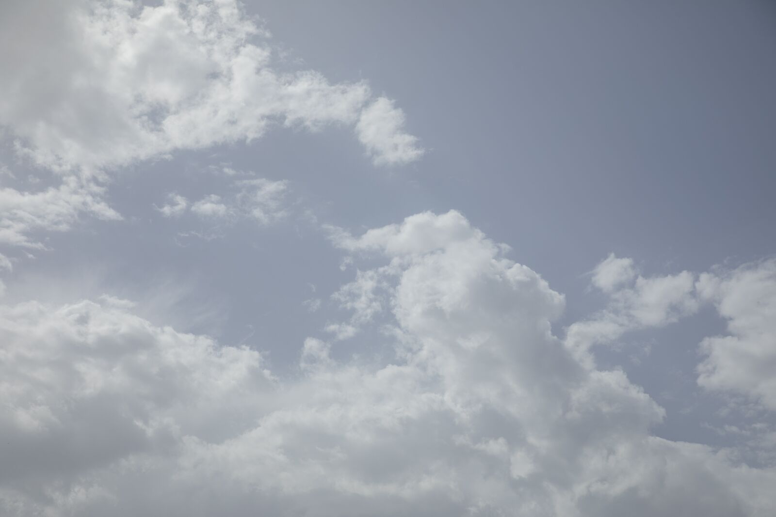 Canon EOS 5D Mark IV sample photo. Cloud, sky, background photography