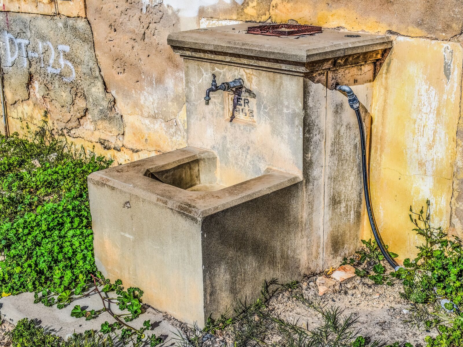 Nikon D3300 sample photo. Fountain, street, village photography
