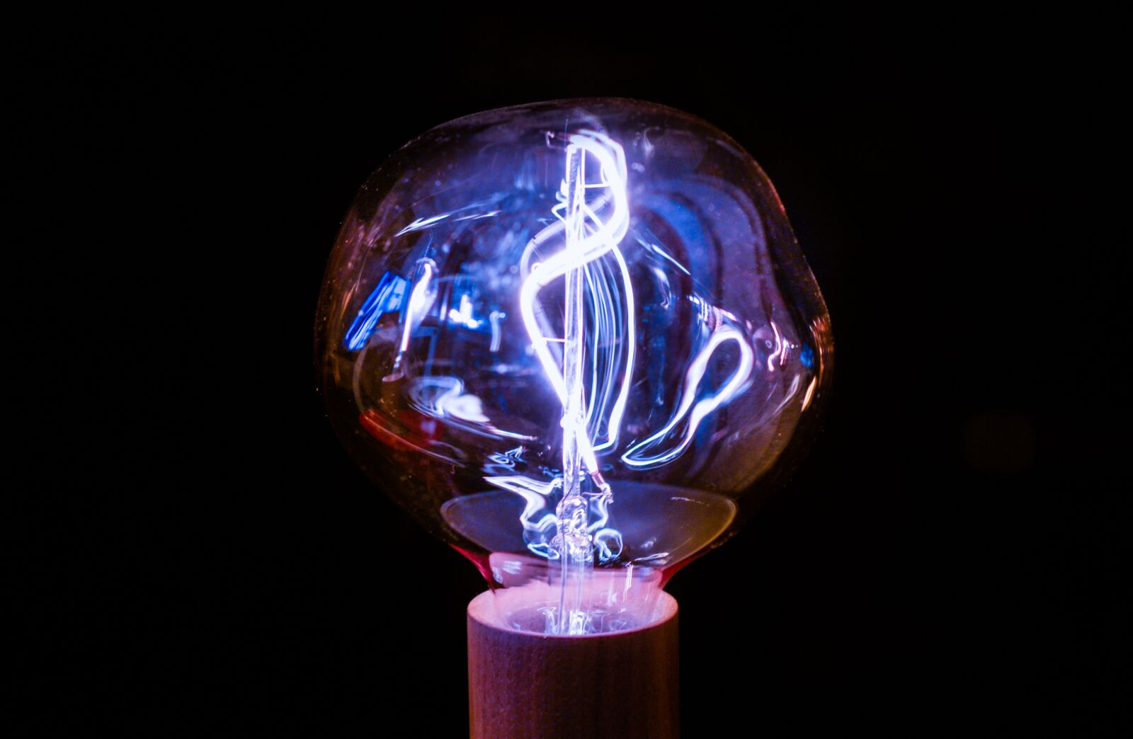 Nikon D610 sample photo. Ball-shaped, illuminated, light photography