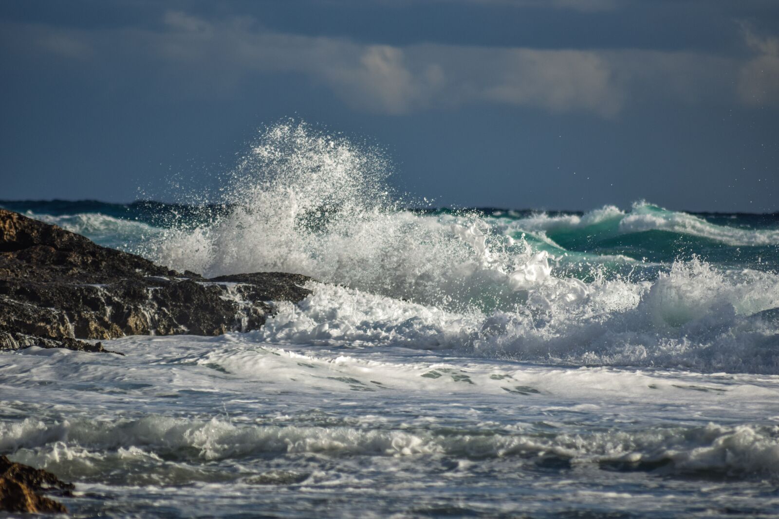 Nikon D3300 sample photo. Waves, beach, nature photography