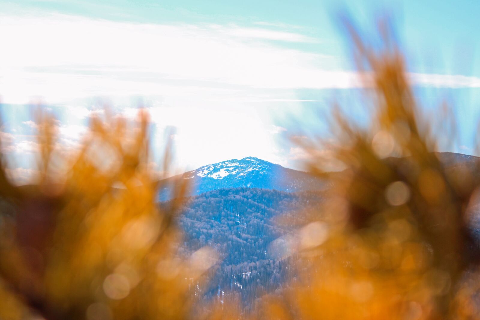 Canon EOS 600D (Rebel EOS T3i / EOS Kiss X5) sample photo. Mountain, snow, clouds photography